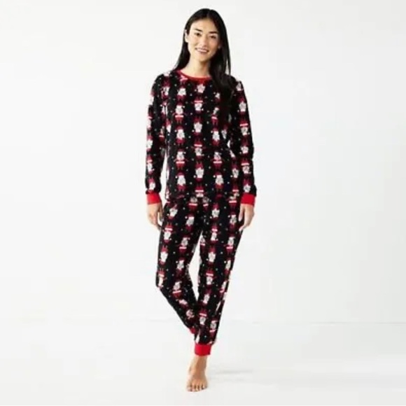 Christmas Family Santa Black/Red Fleece Pajamas-XL - Picture 1 of 4